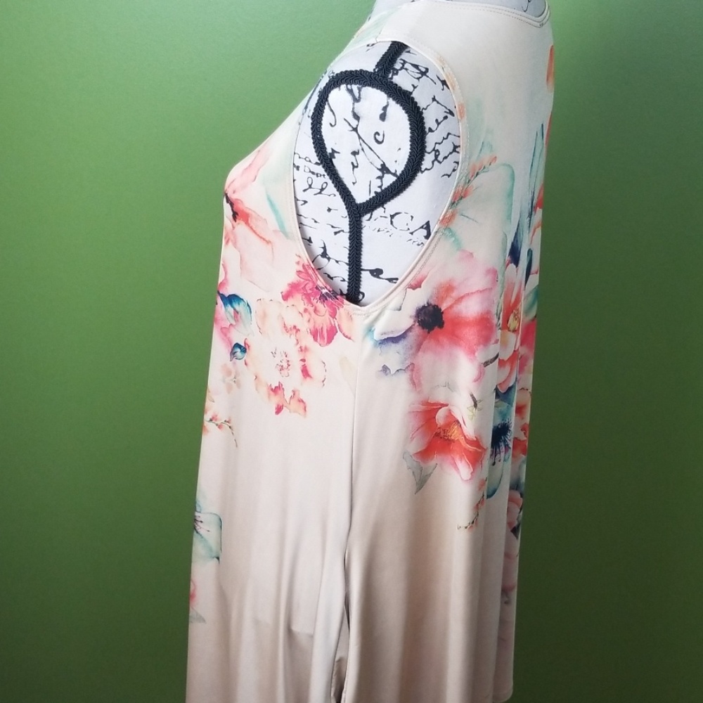Romantic Dress {Acting Pro} - Picture 3 of 8
